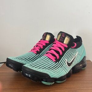 Nike Men's VaporMax Flyknit Sneakers - Mint and Pink
